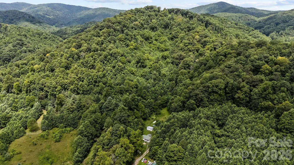 99999 Windswept Drive Burnsville, NC 28714