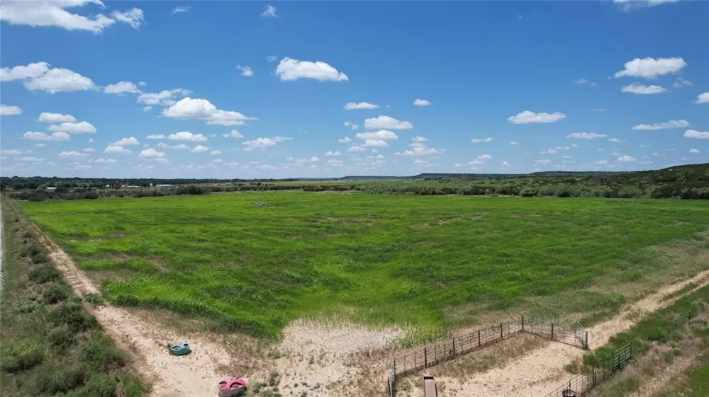 464 Upper Brad Road Strawn, TX 76475