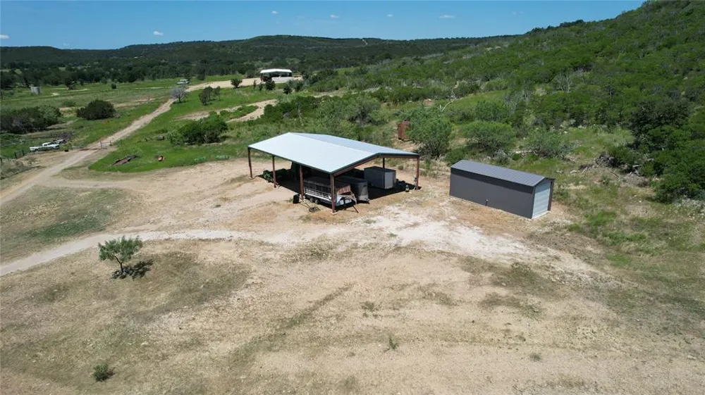 464 Upper Brad Road Strawn, TX 76475