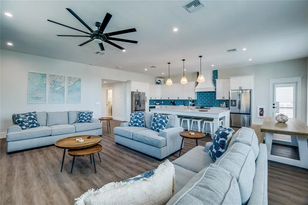 2102 AVENUE B Bradenton Beach, FL 34217