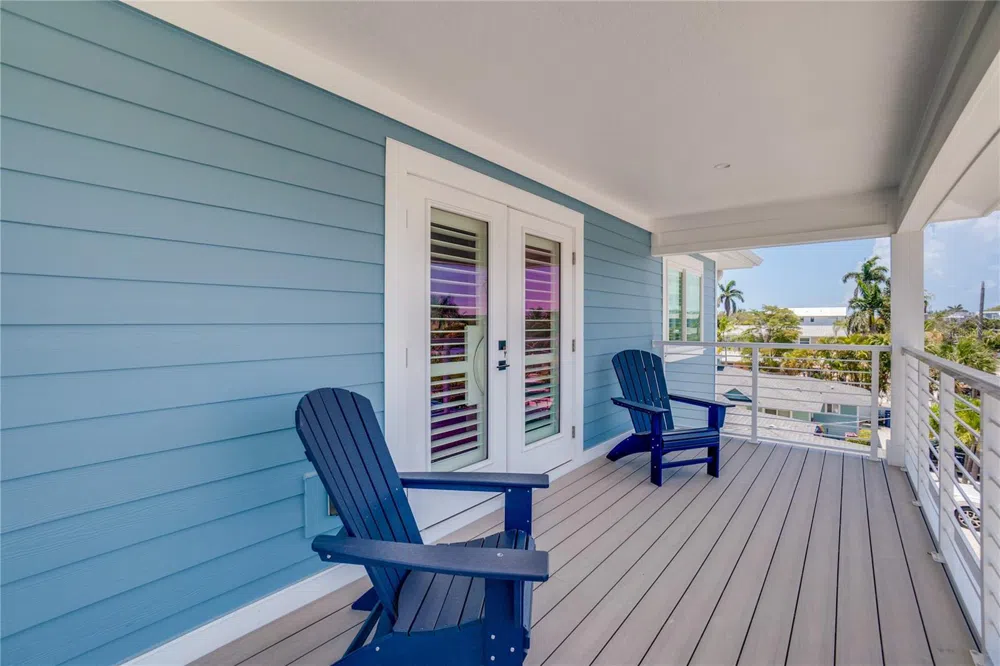 2102 AVENUE B Bradenton Beach, FL 34217