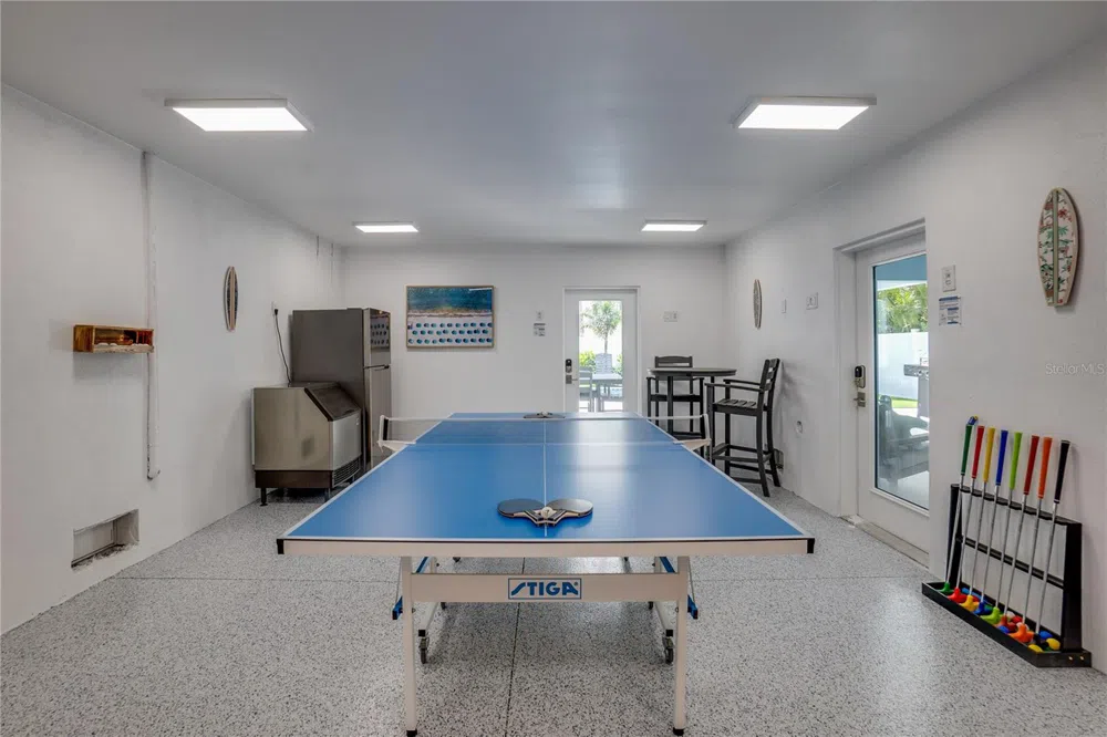 2102 AVENUE B Bradenton Beach, FL 34217
