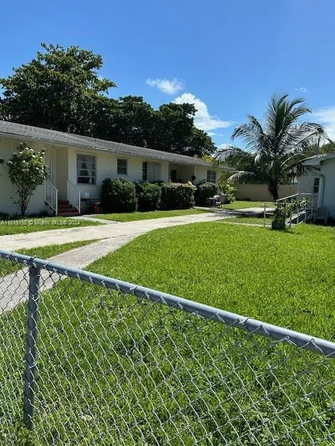 470 NW 26th Ave Miami, FL 33125