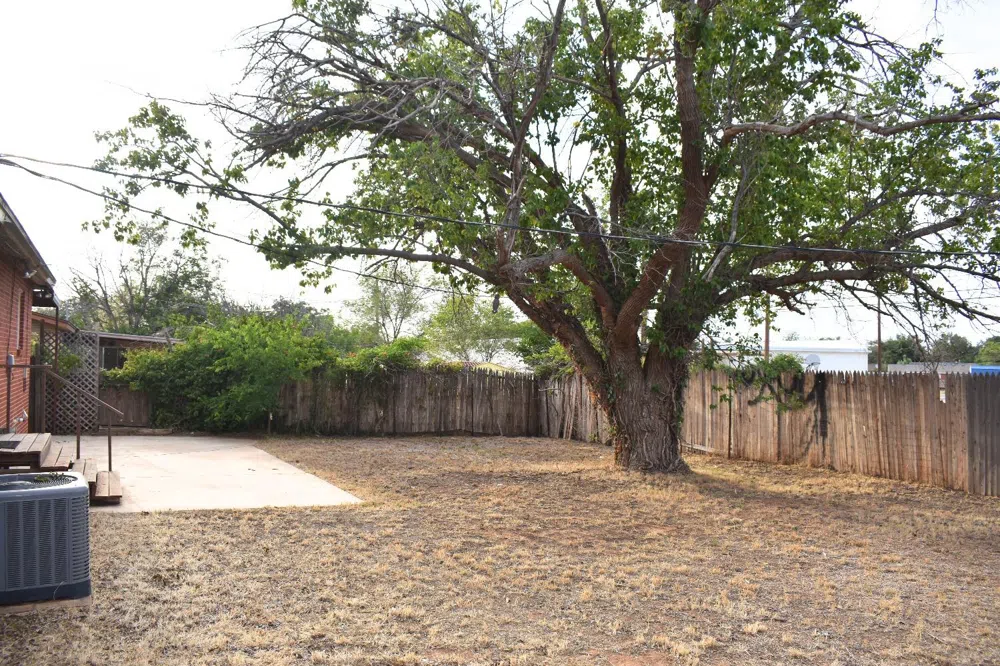 306 Chicago Drive Lamesa, TX 79331