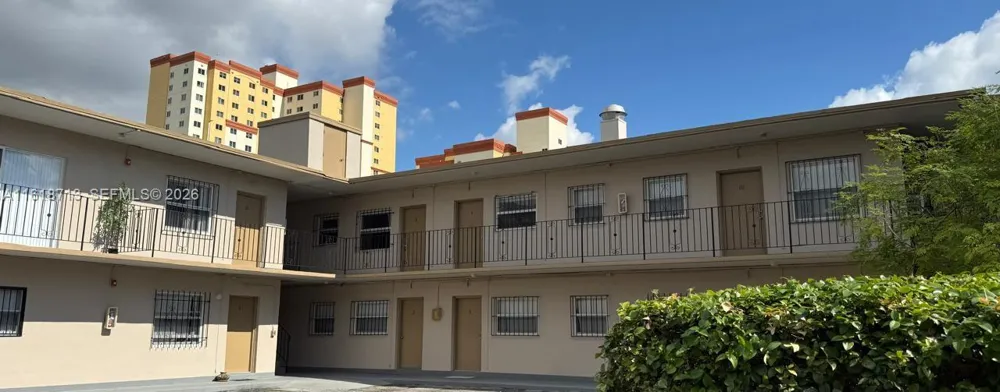 100 NE 78th St #9 Miami, FL 33138
