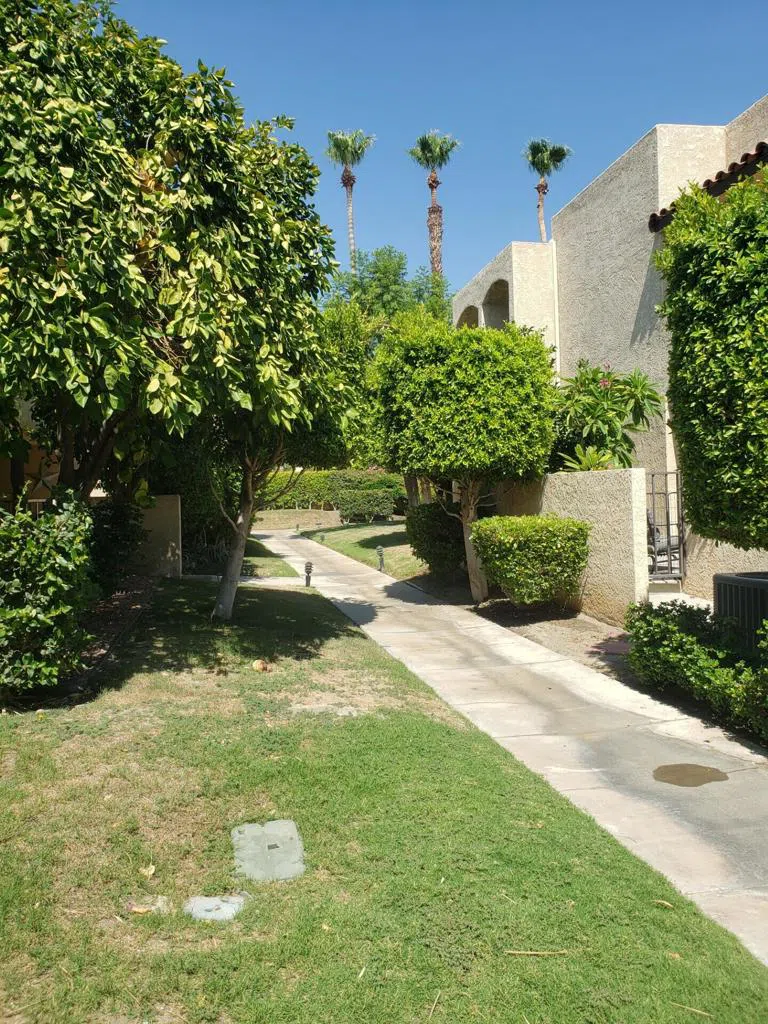 200 E Racquet Club Road #31 Palm Springs, CA 92262