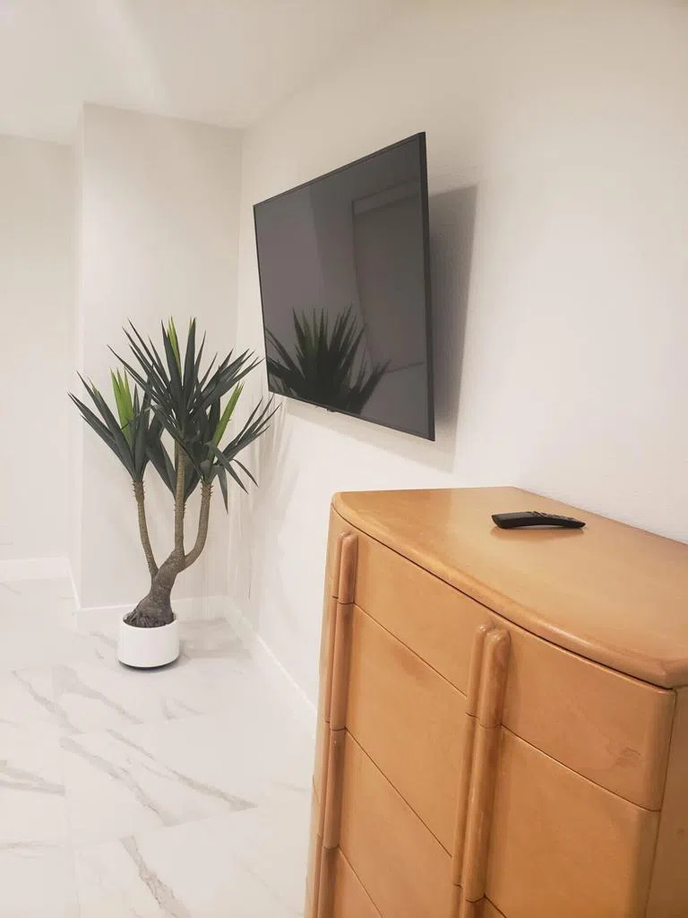 200 E Racquet Club Road #31 Palm Springs, CA 92262