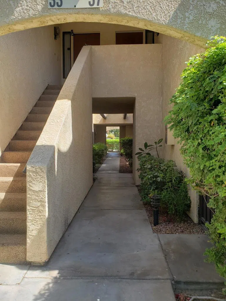 200 E Racquet Club Road #31 Palm Springs, CA 92262
