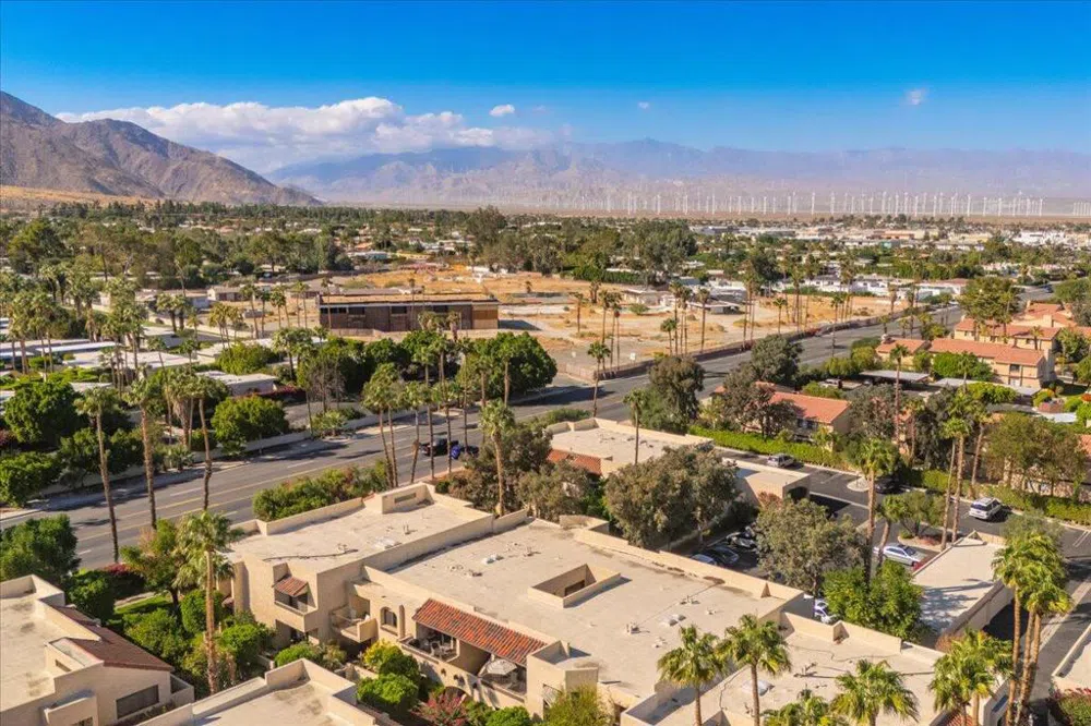 200 E Racquet Club Road #31 Palm Springs, CA 92262
