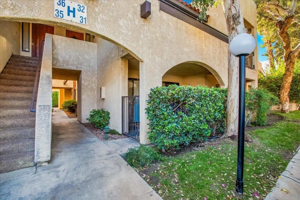 200 E Racquet Club Road #31 Palm Springs, CA 92262