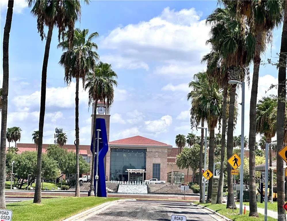 4421 W Expressway 83 McAllen, TX 78501
