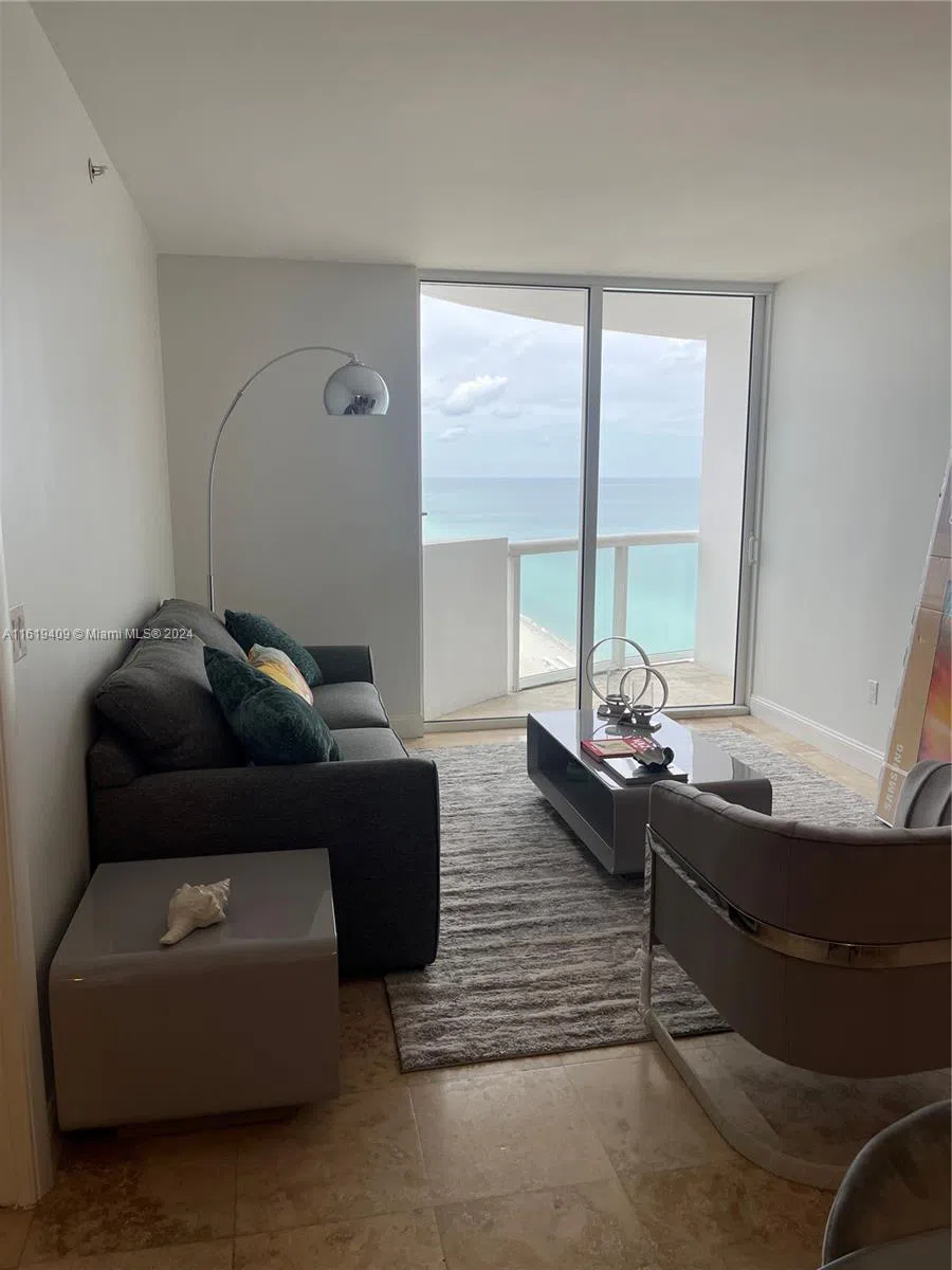 6365 Collins Ave #2610 Miami Beach, FL 33141