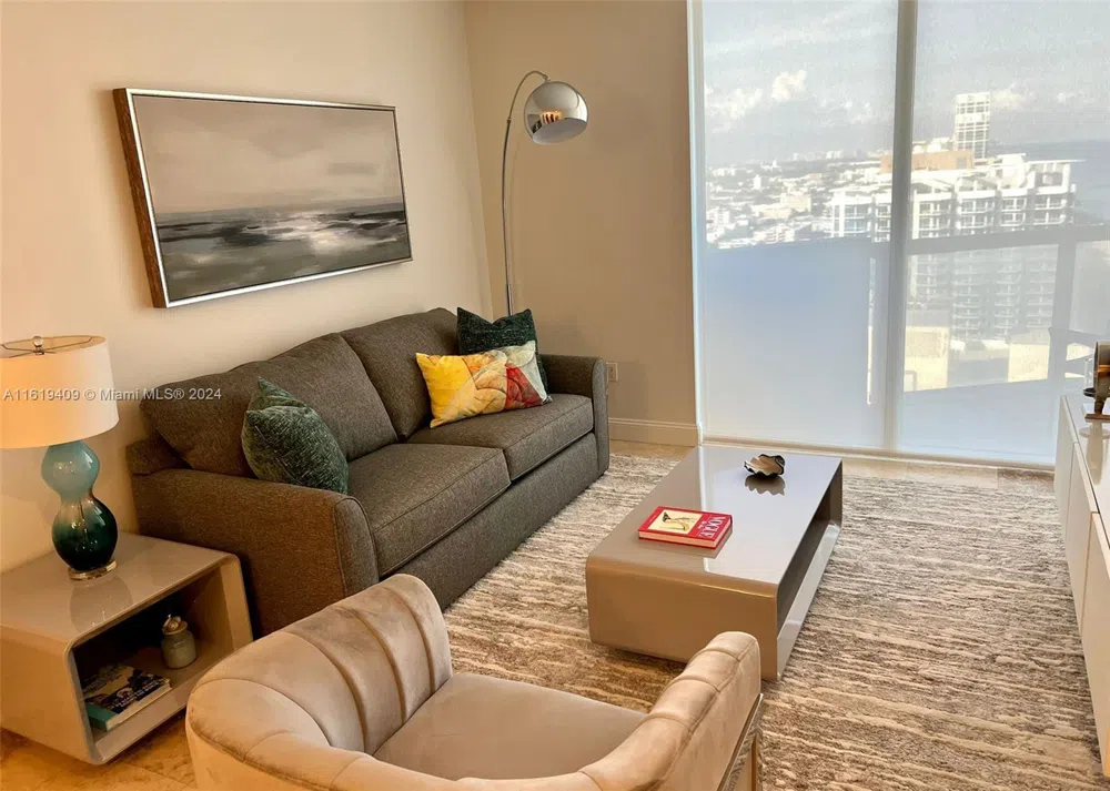 6365 Collins Ave #2610 Miami Beach, FL 33141