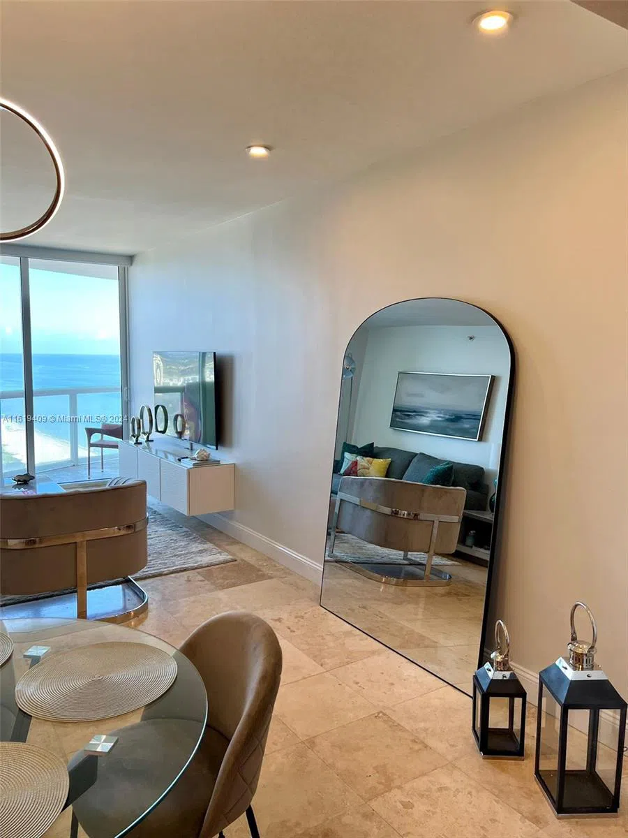 6365 Collins Ave #2610 Miami Beach, FL 33141