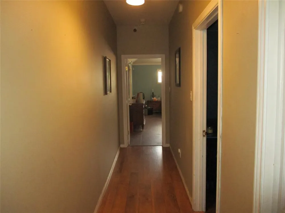 235 Industrial Point, TX 75472