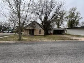 520 E 5th Street
