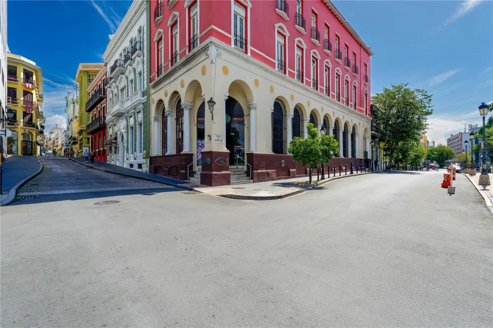 255 SAN JUSTO STREET San Juan, PR 00901