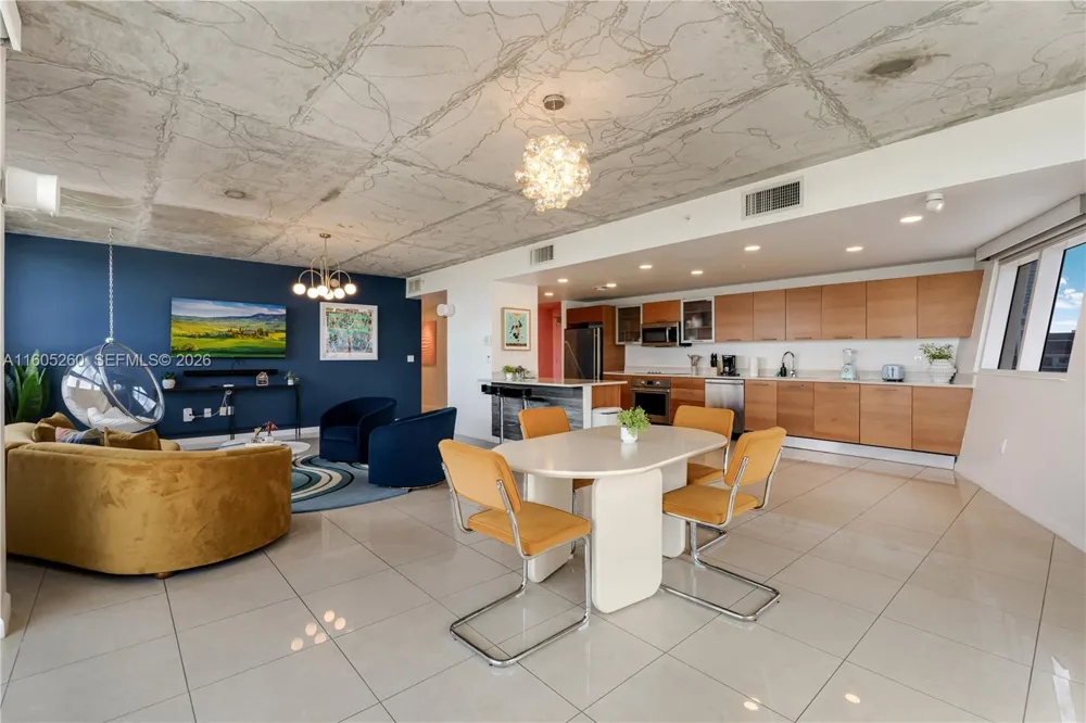 3250 NE 1st Ave #715 Miami, FL 33137