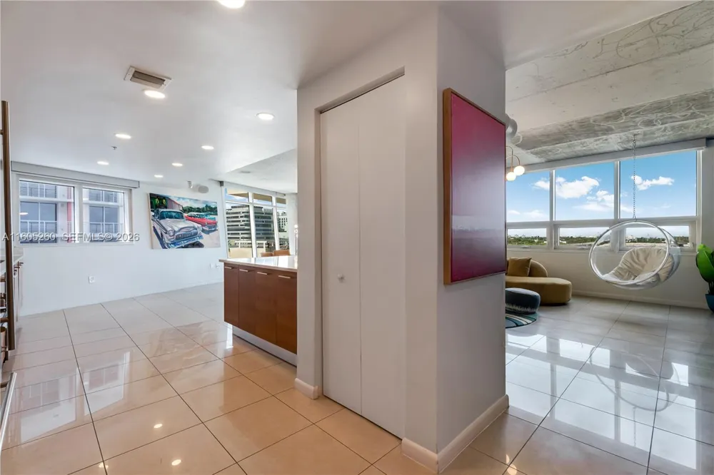 3250 NE 1st Ave #715 Miami, FL 33137