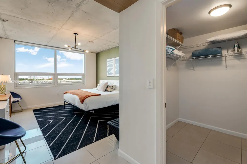 3250 NE 1st Ave #715 Miami, FL 33137