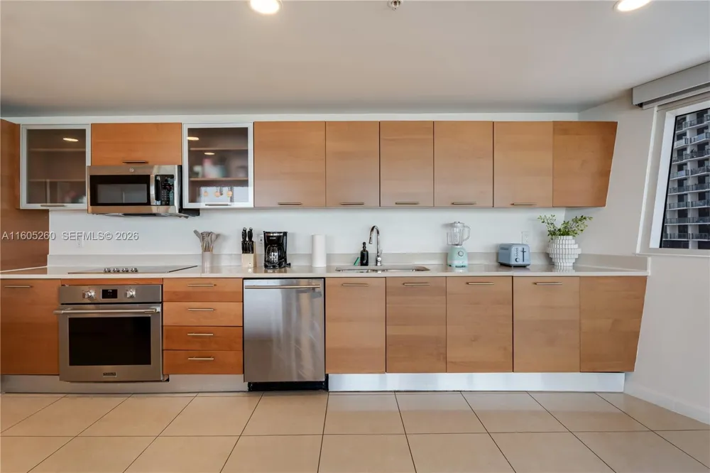 3250 NE 1st Ave #715 Miami, FL 33137