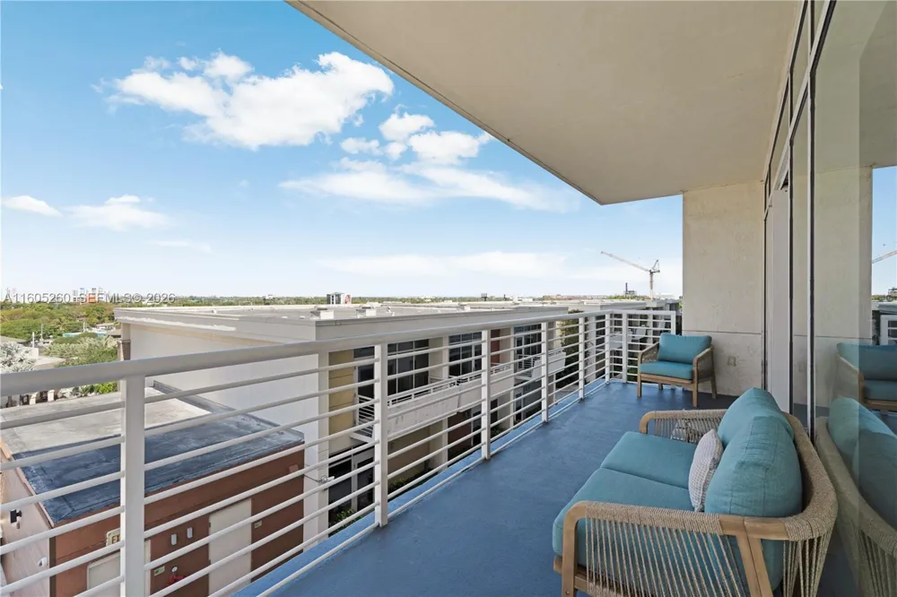 3250 NE 1st Ave #715 Miami, FL 33137
