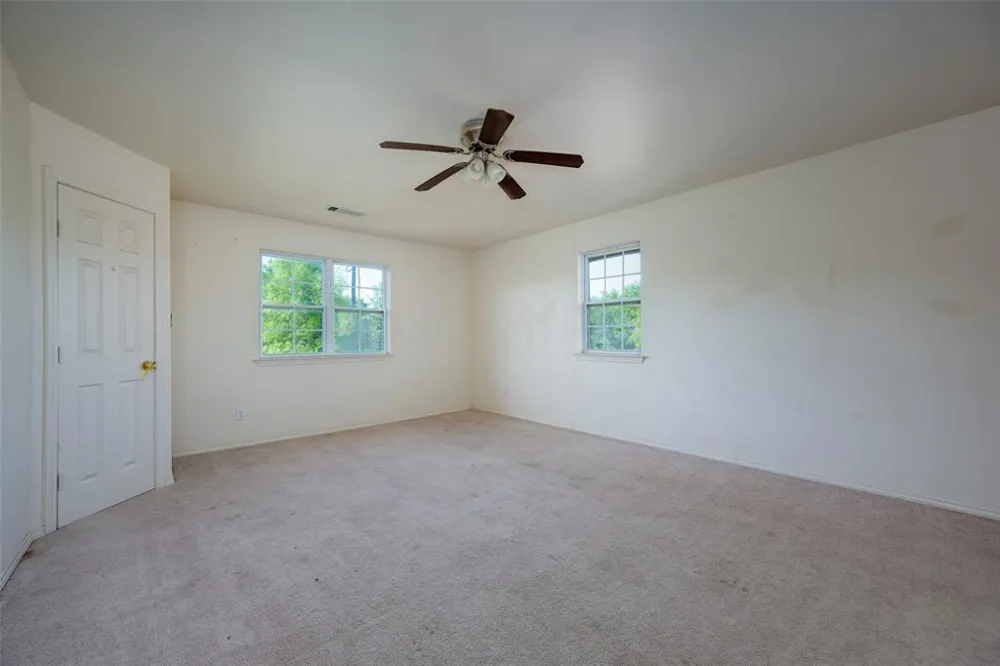 970 Mcreynolds Road Sanger, TX 76266