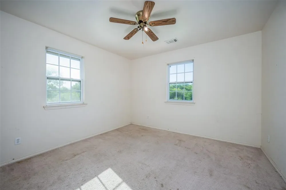 970 Mcreynolds Road Sanger, TX 76266