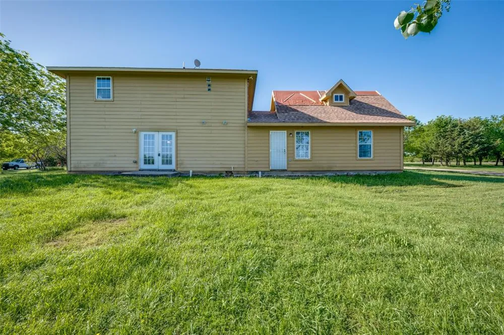 970 Mcreynolds Road Sanger, TX 76266