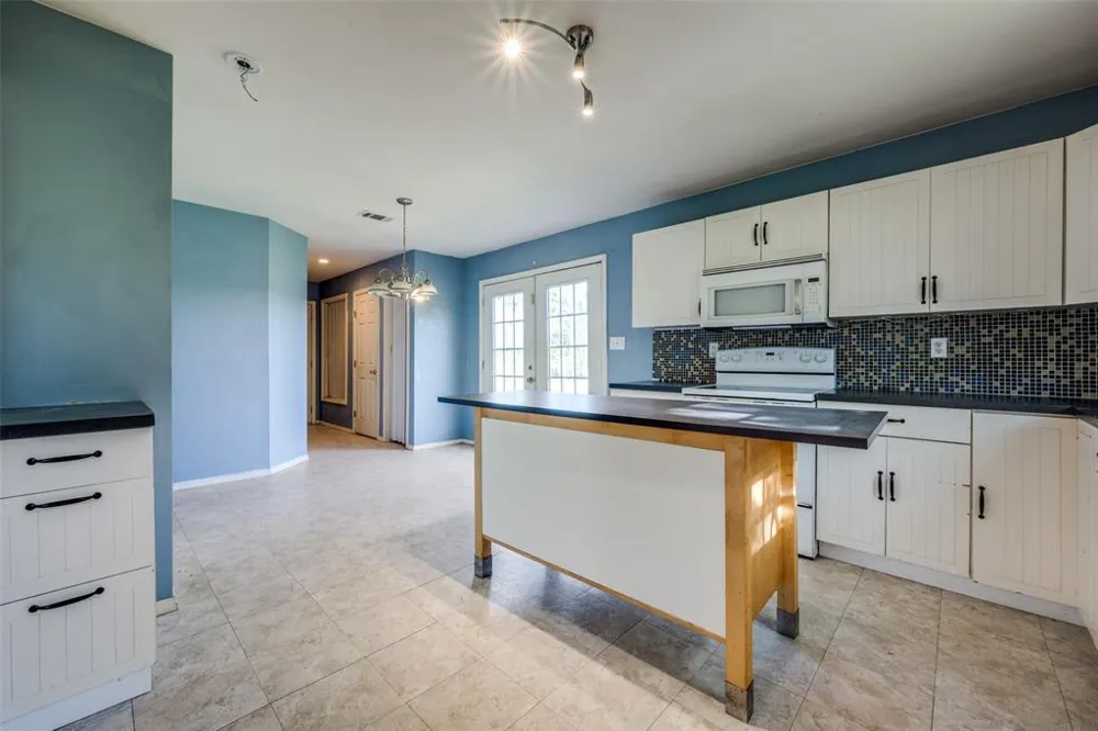 970 Mcreynolds Road Sanger, TX 76266