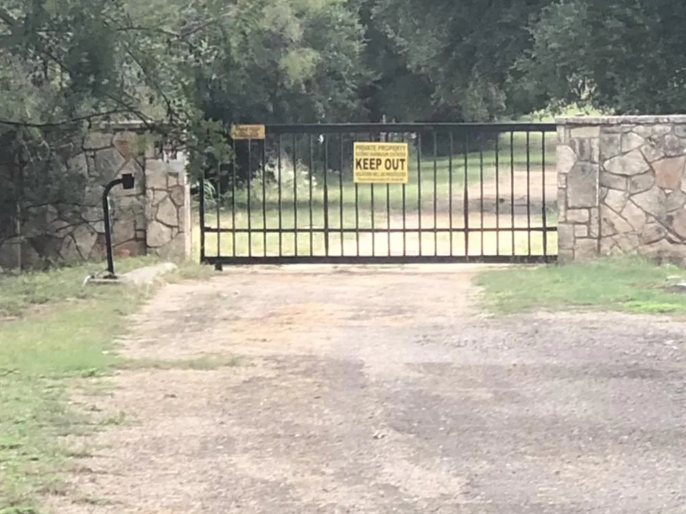 Scenic Harbour Lakehills, TX 78063