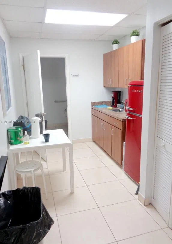 7737 University Dr ##101 Tamarac, FL 33321