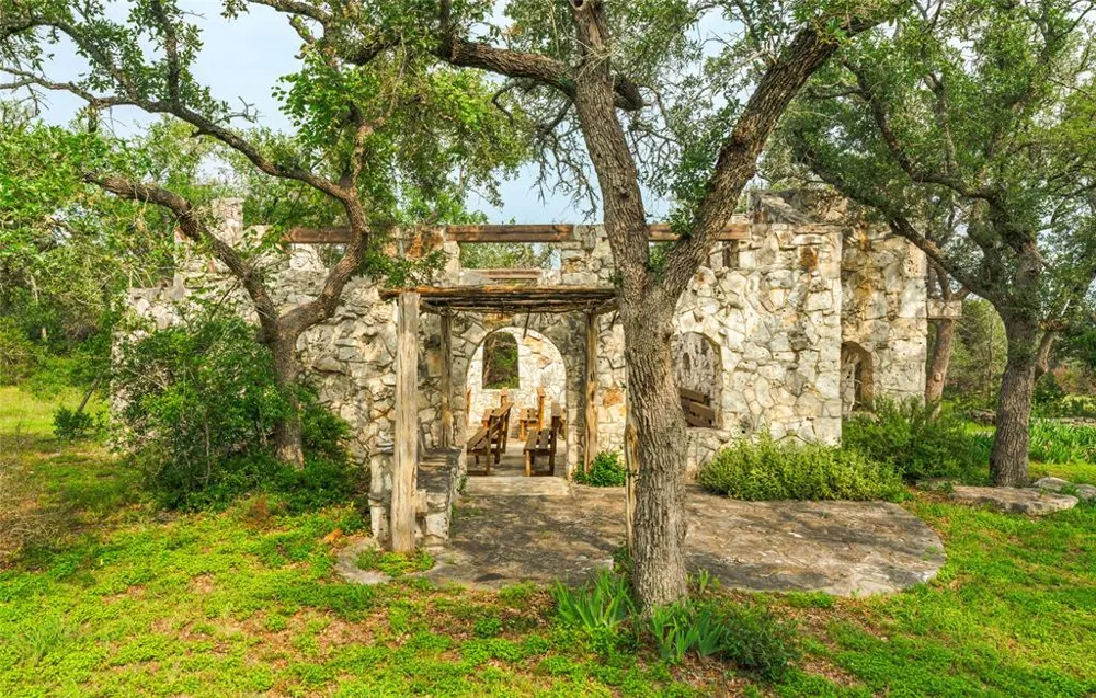 1218 Oakwood Loop San Marcos, TX 78666