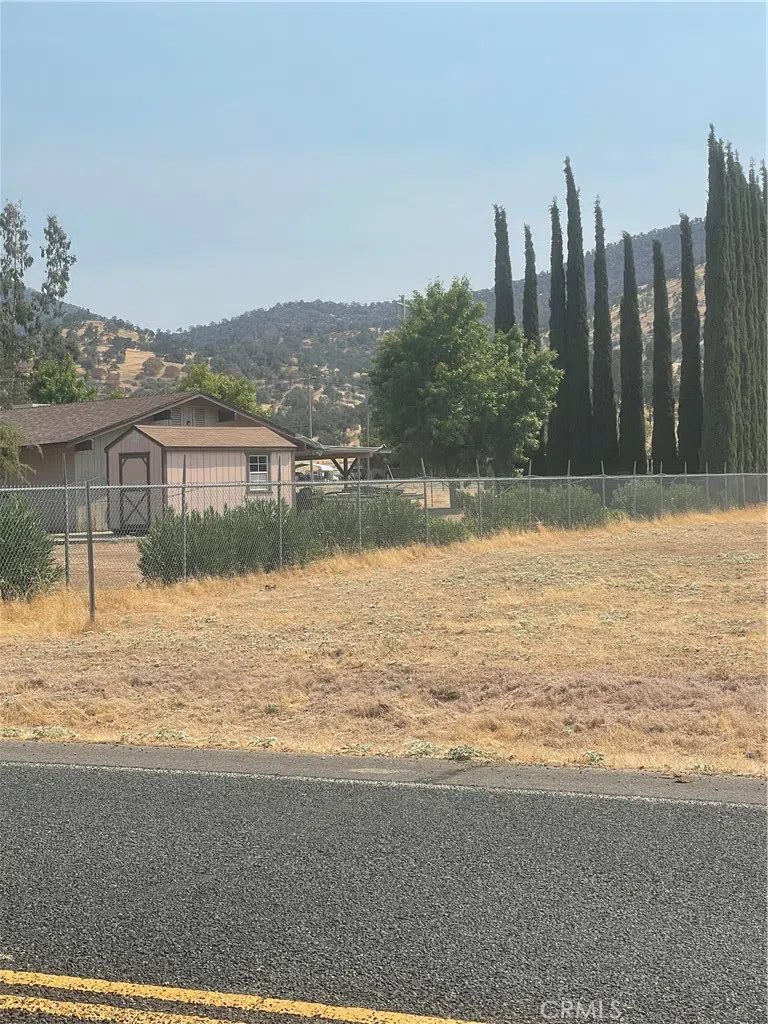 6009 Elwood Road Sanger, CA 93657