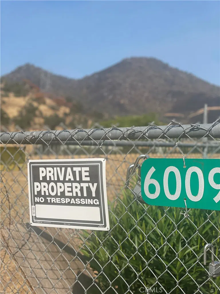 6009 Elwood Road Sanger, CA 93657