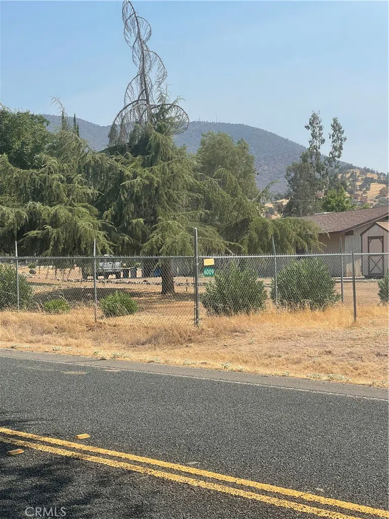 6009 Elwood Road Sanger, CA 93657
