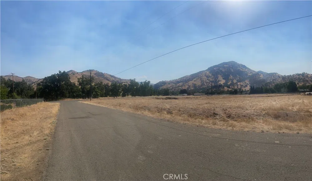 6009 Elwood Road Sanger, CA 93657