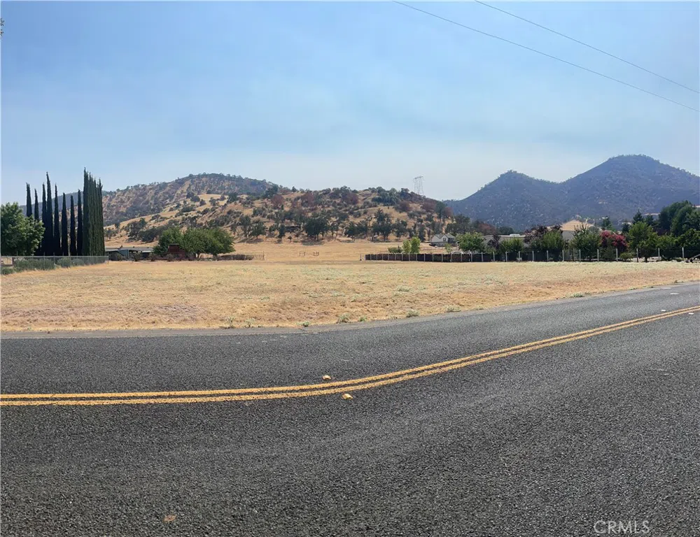 6009 Elwood Road Sanger, CA 93657