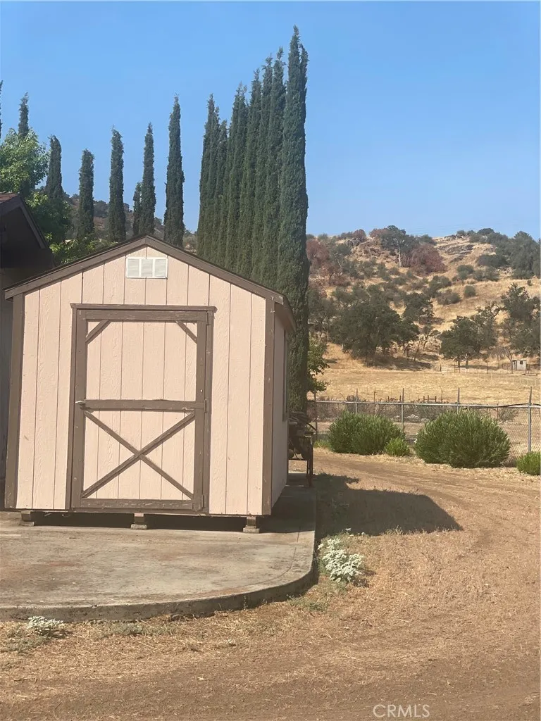 6009 Elwood Road Sanger, CA 93657