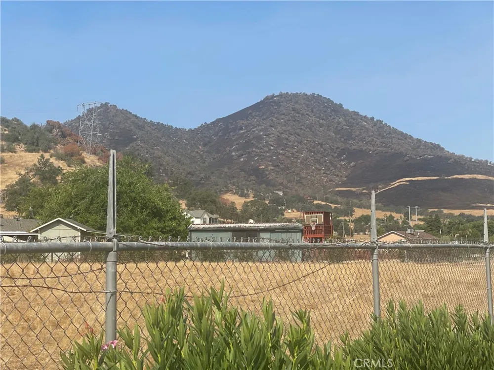 6009 Elwood Road Sanger, CA 93657
