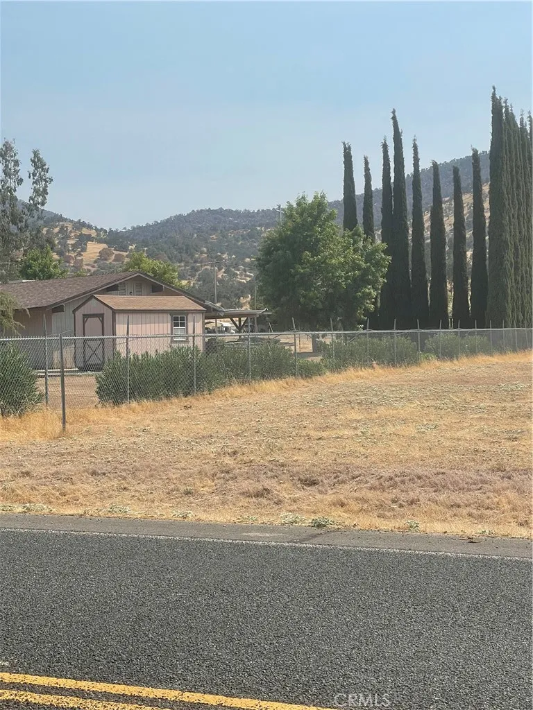 6009 Elwood Road Sanger, CA 93657