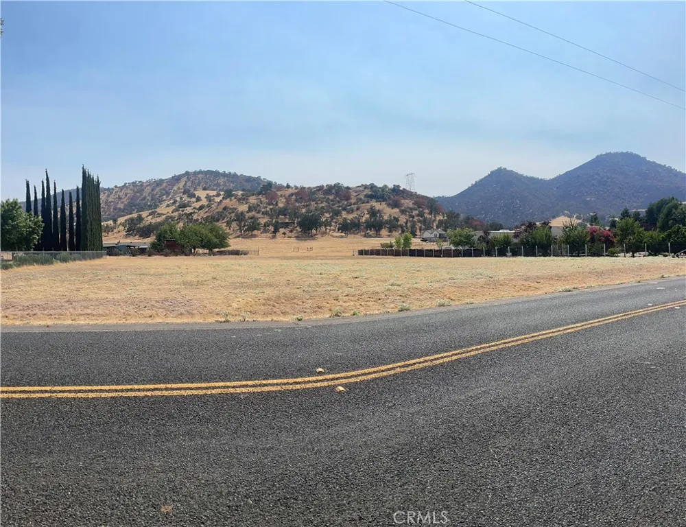6009 Elwood Road Sanger, CA 93657