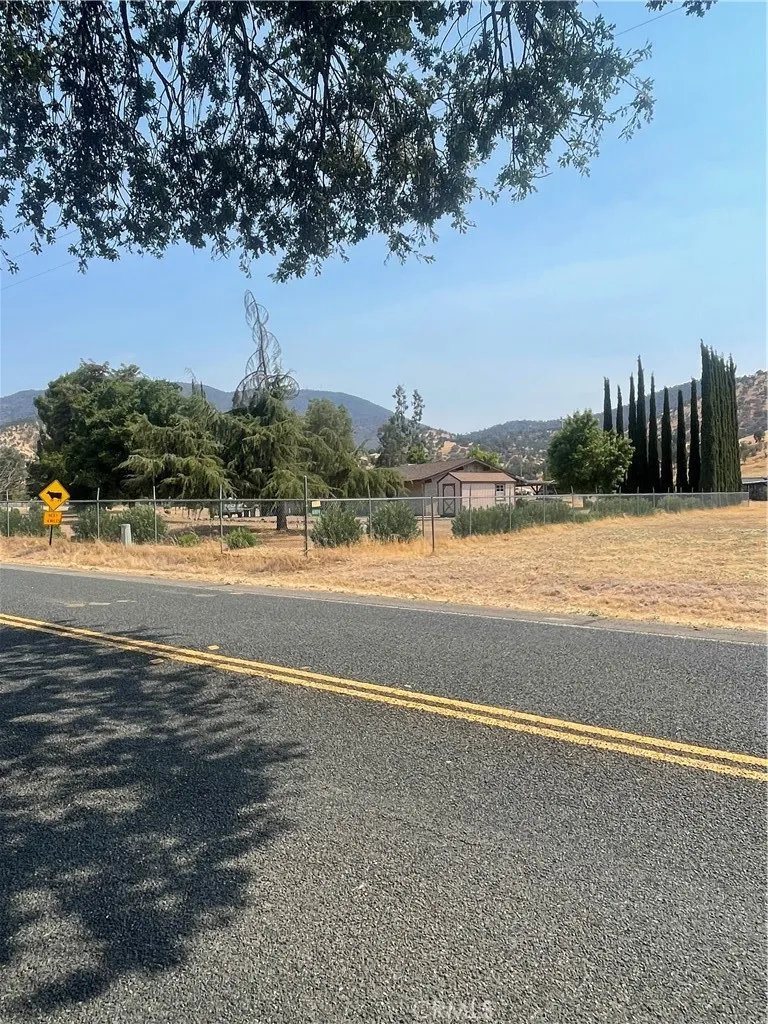 6009 Elwood Road Sanger, CA 93657