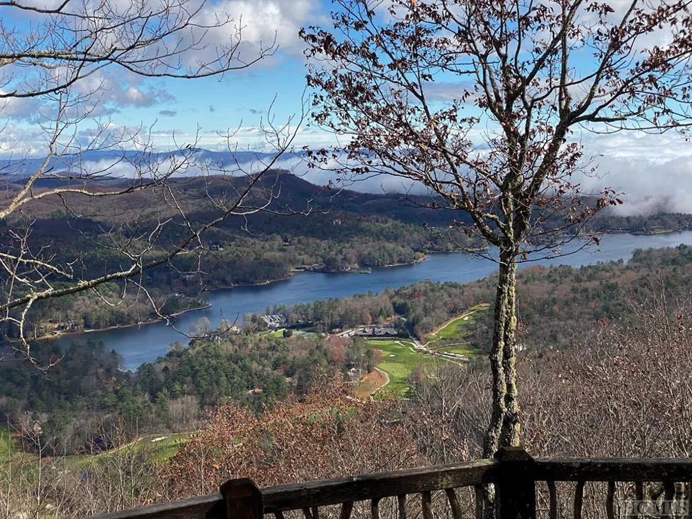 1734 Toxaway Drive Lake Toxaway, NC 28474