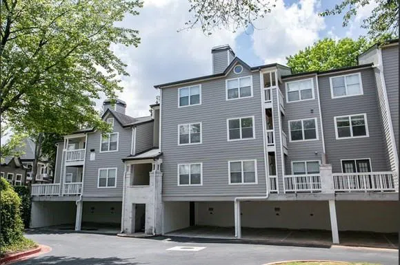 100 Dunwoody Gables Drive #6D-112 Dunwoody, GA 30338