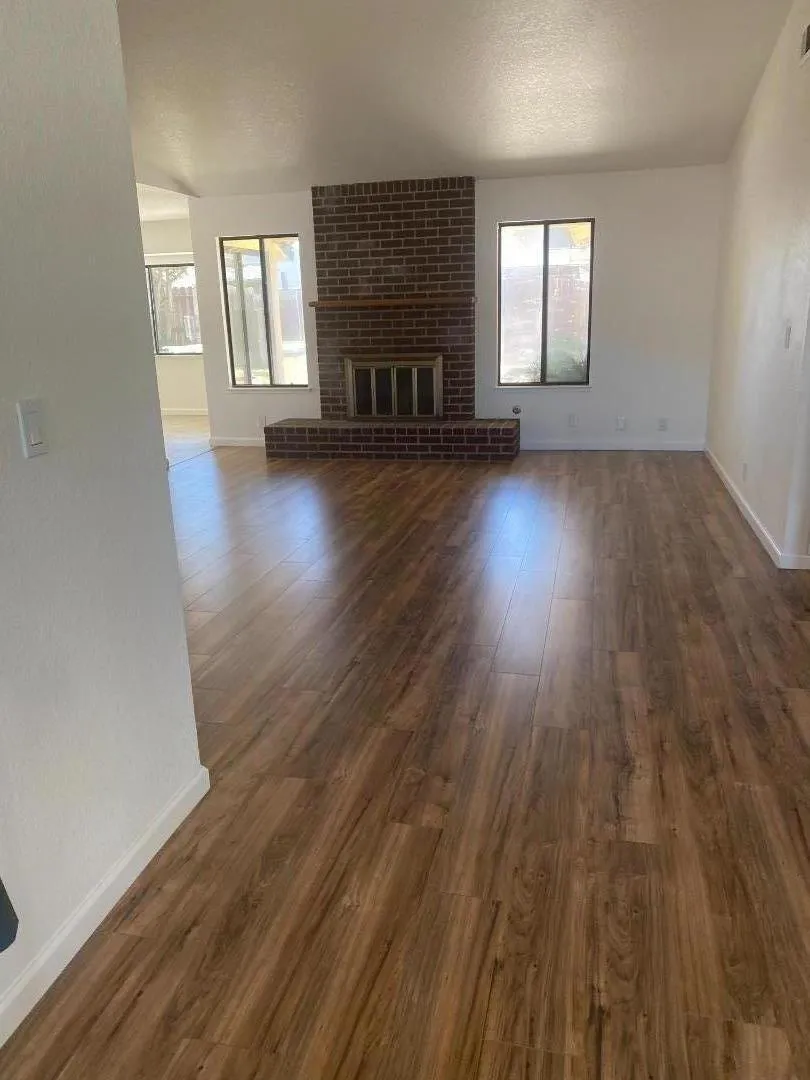 396 Lancaster Drive Manteca, CA 95336