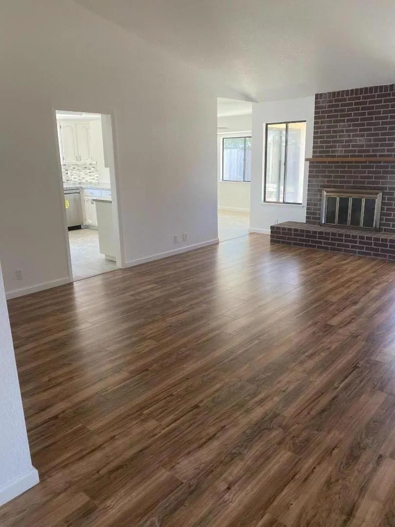 396 Lancaster Drive Manteca, CA 95336