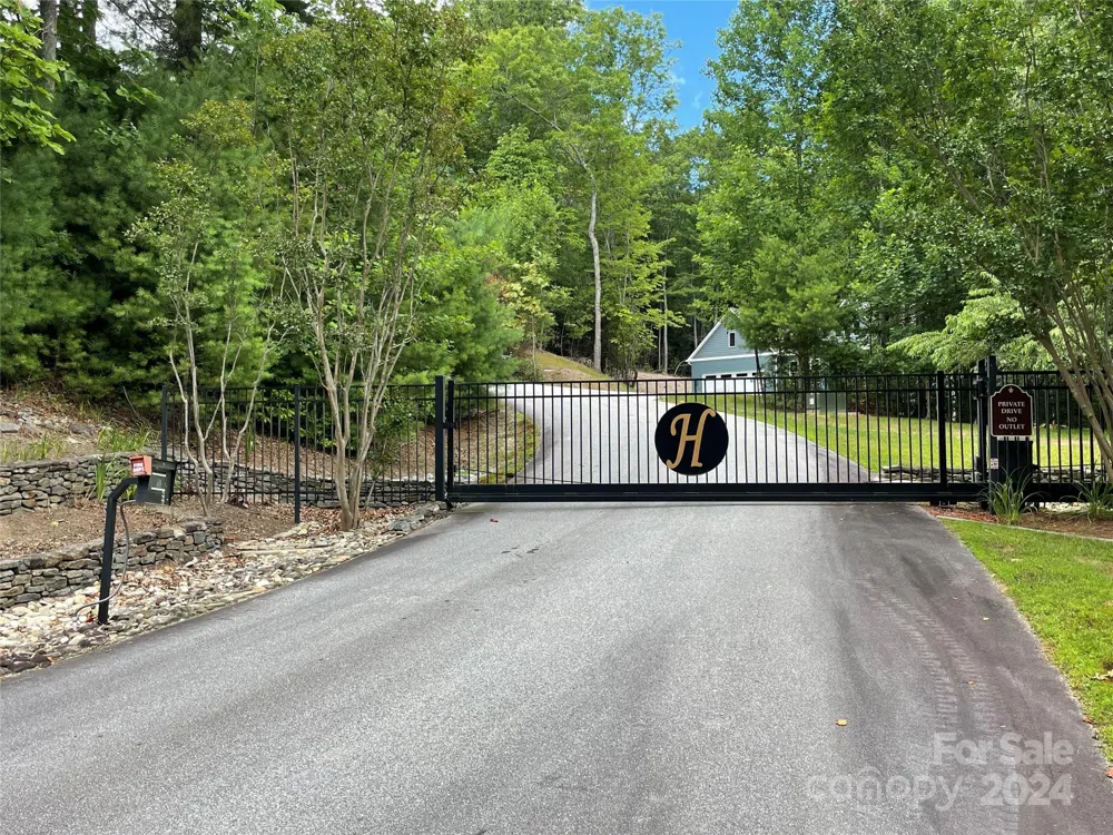 00 Willow Run Lane #6 Zirconia, NC 28790