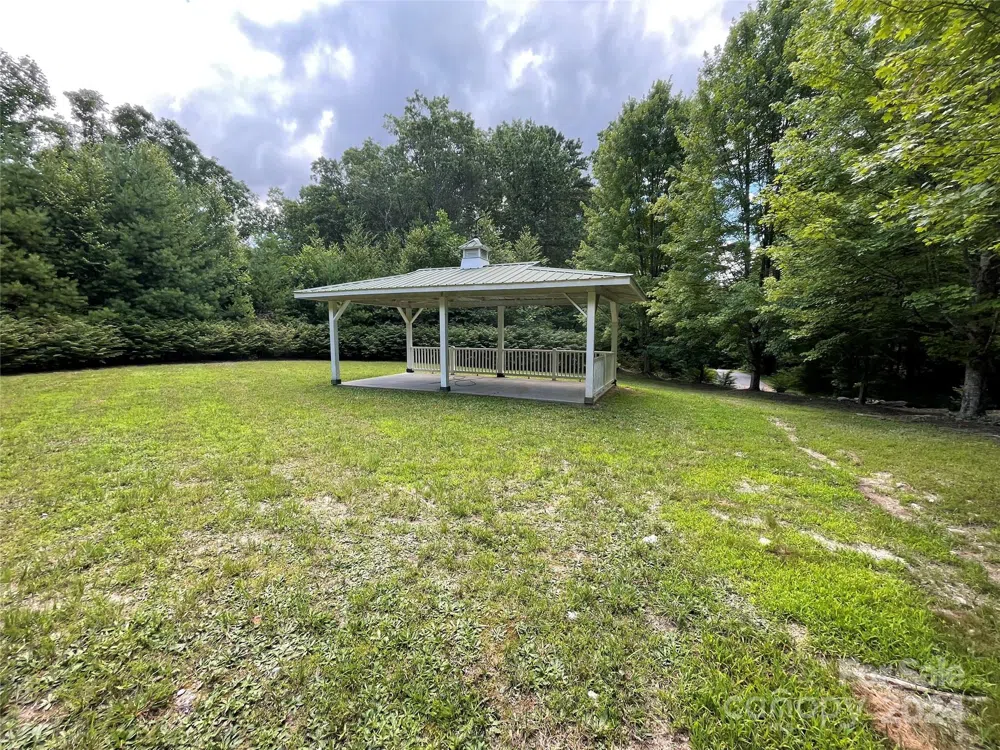 00 Willow Run Lane #6 Zirconia, NC 28790