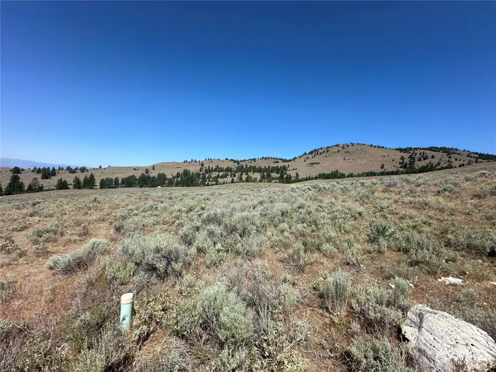 25 Harvest Moon Lane Tonasket, WA 98855